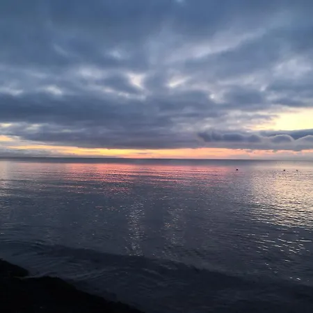 Spurvereden Ved Vandet בית הארחה